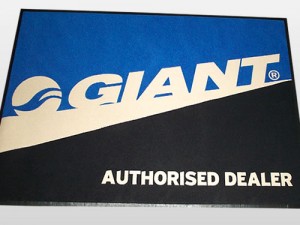 Graphic Inlay Mat 85 x 120cm Giant Bikes